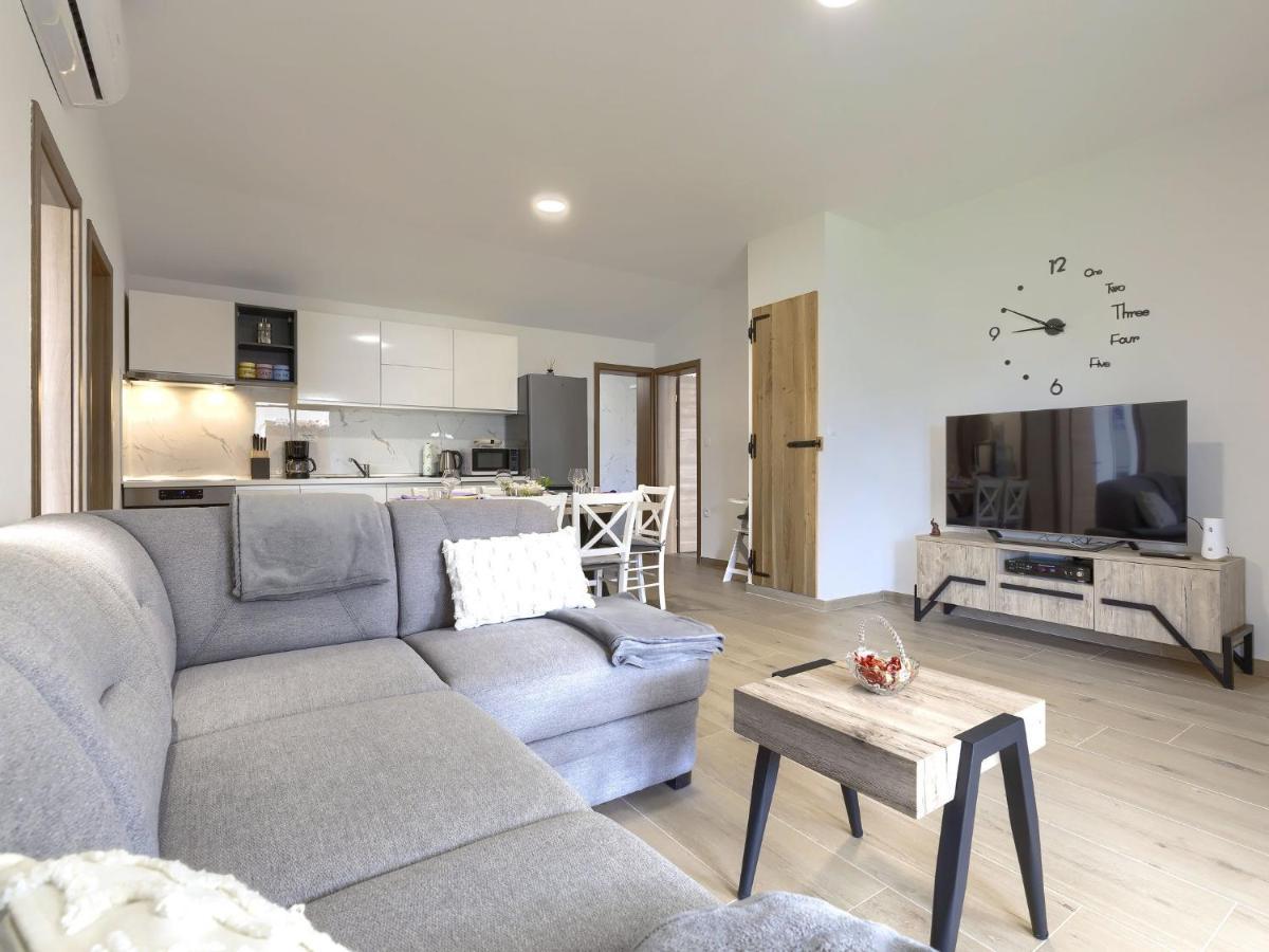 Holiday Home Casa Gverino By Interhome Plomin Bagian luar foto