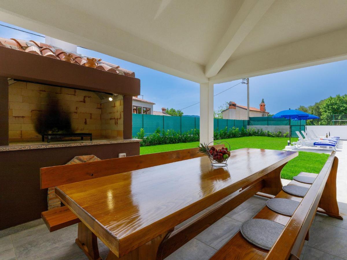 Holiday Home Casa Gverino By Interhome Plomin Bagian luar foto